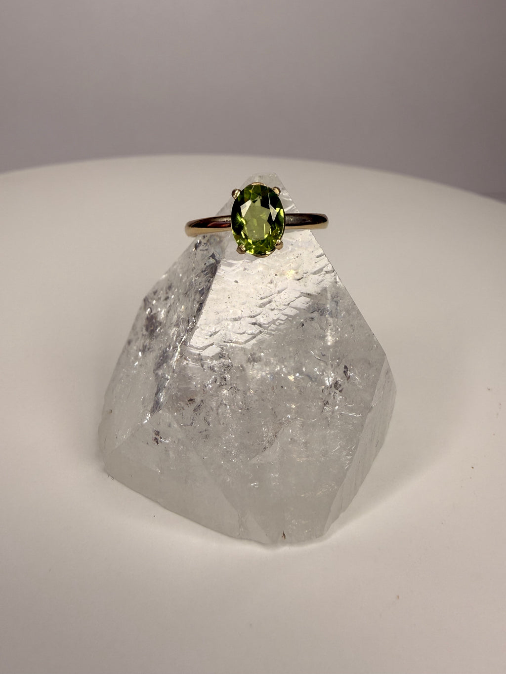 14k Yellow Gold Peridot Ring