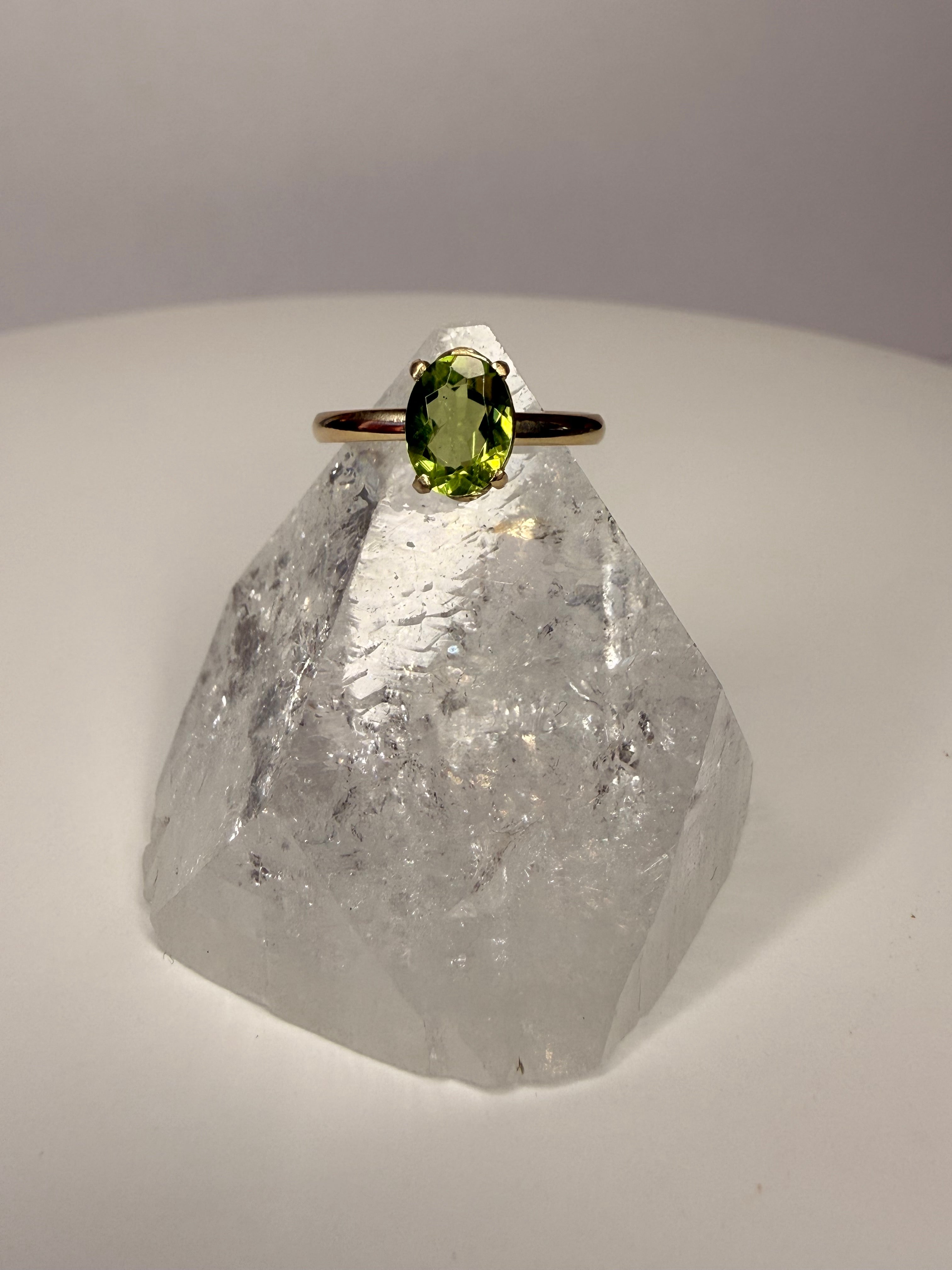 14k Yellow Gold Peridot Ring