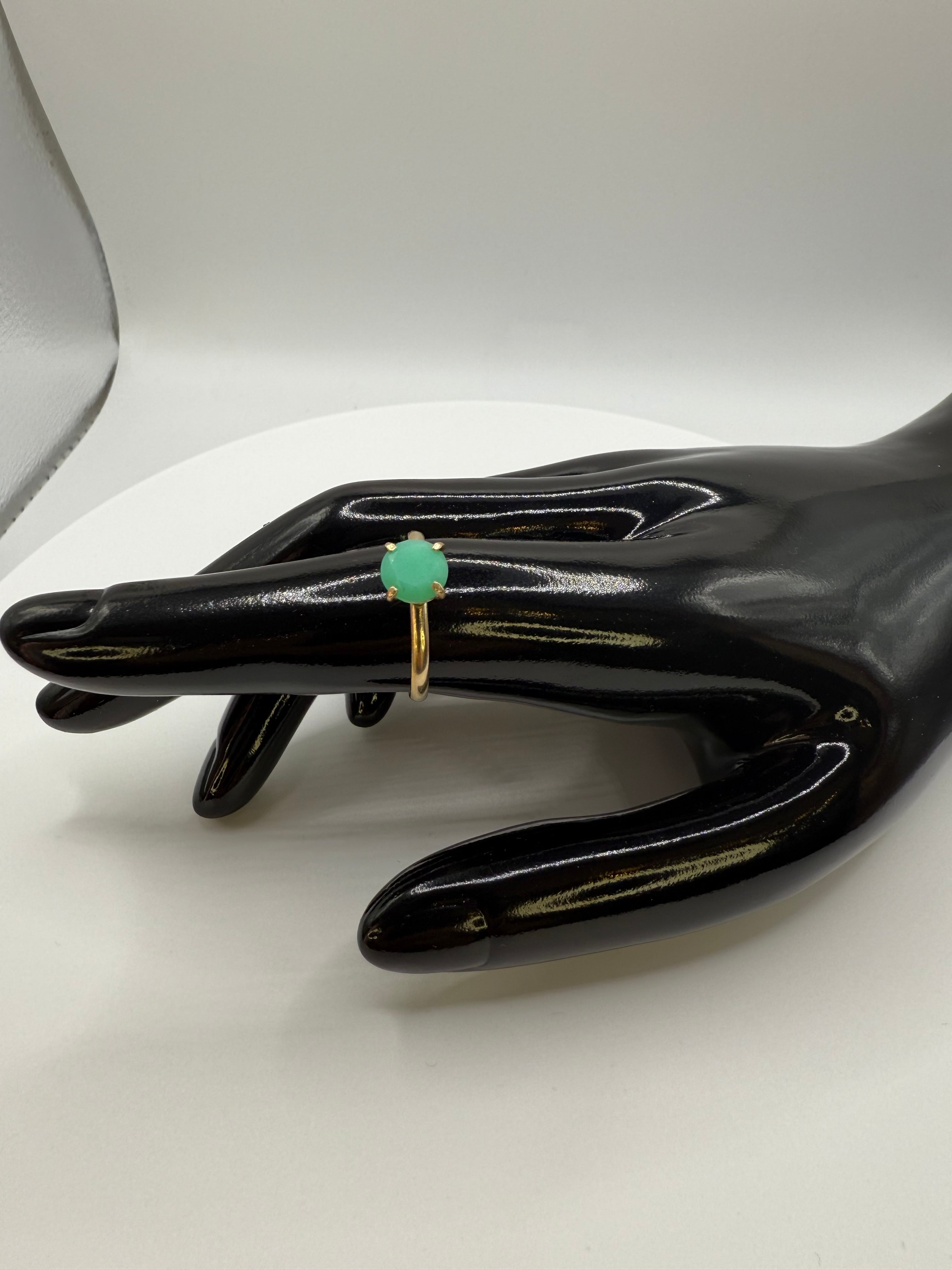 14k Yellow Gold Chrysoprase Ring