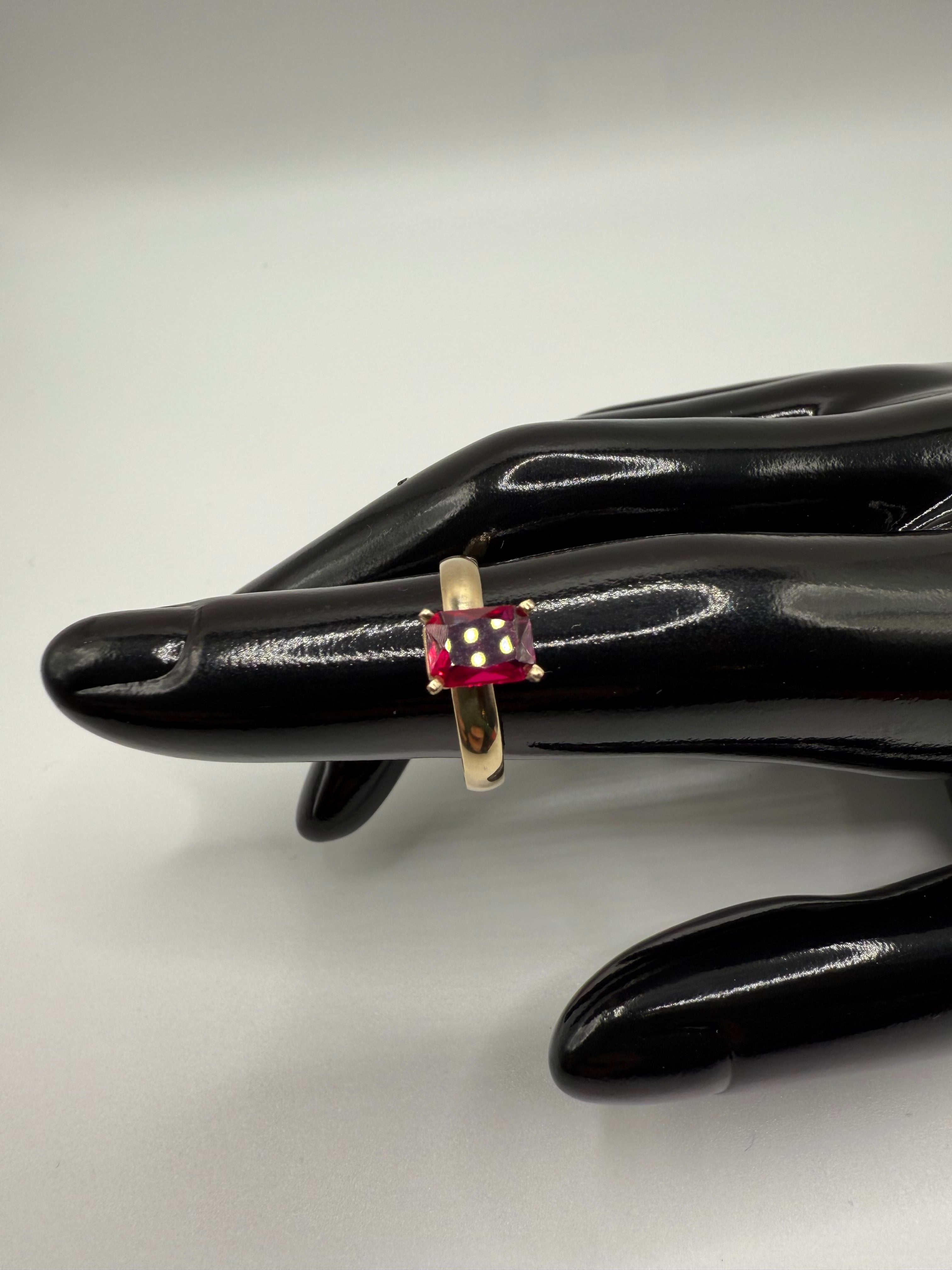 14k Yellow Gold Natural Ruby Ring