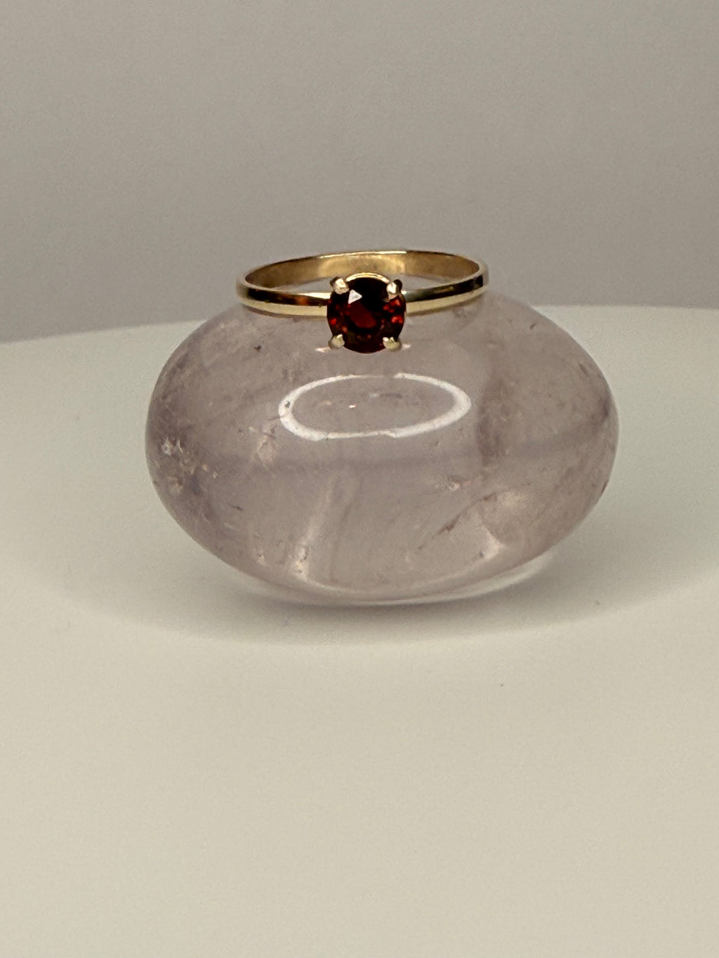 14k Yellow Gold 3/4ct Garnet Ring Size 6