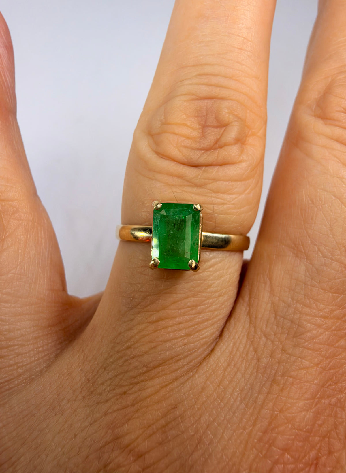14k Yellow Gold Natural Emerald Ring
