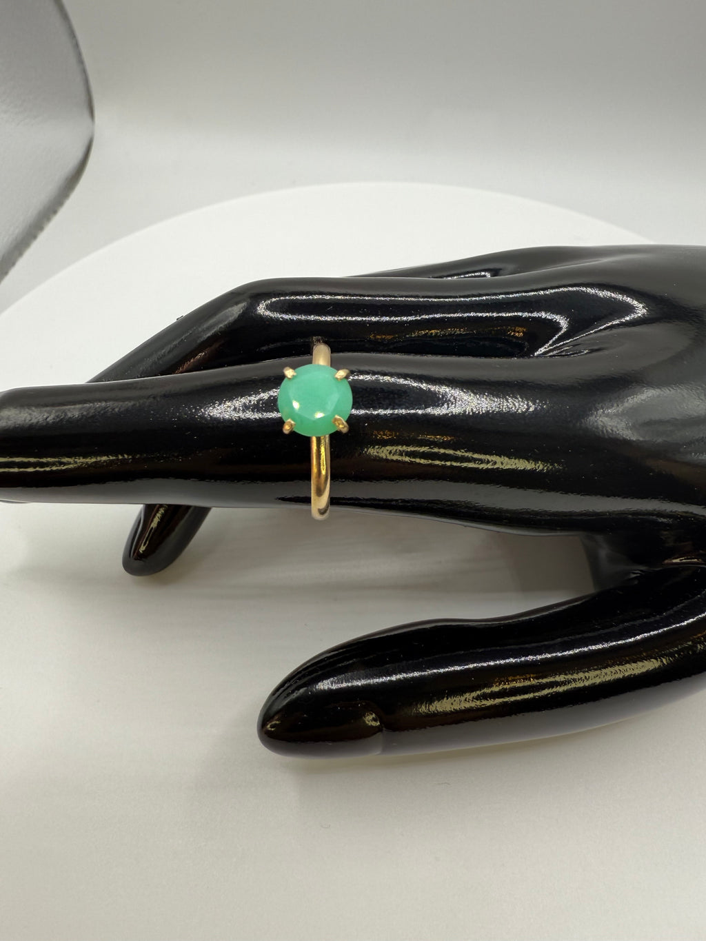 14k Yellow Gold Chrysoprase Ring