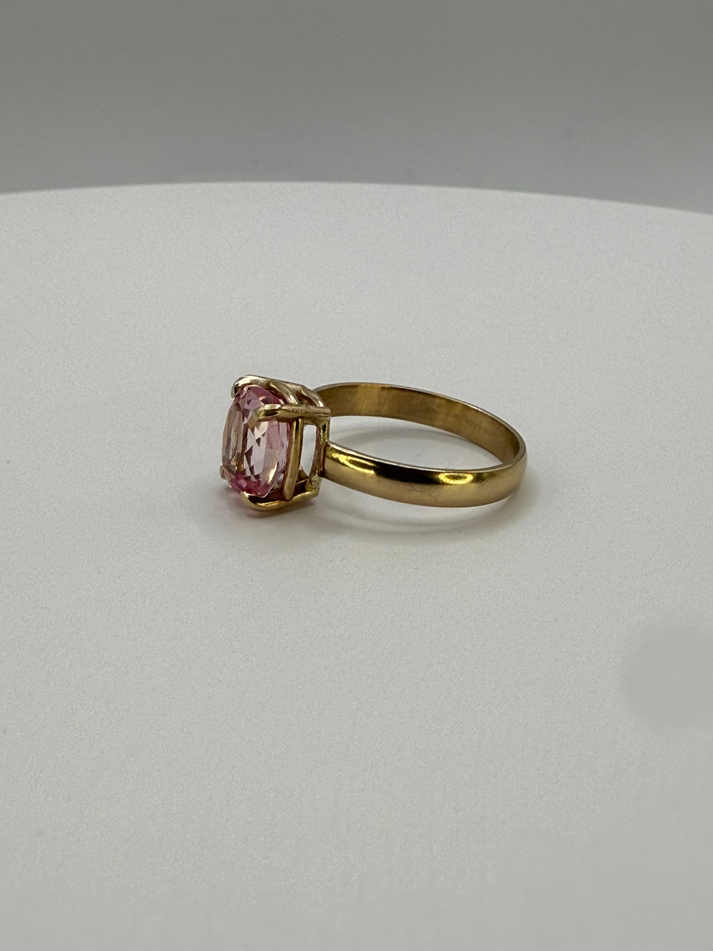 14k Yellow Gold Ceylon Peach Sapphire Ring