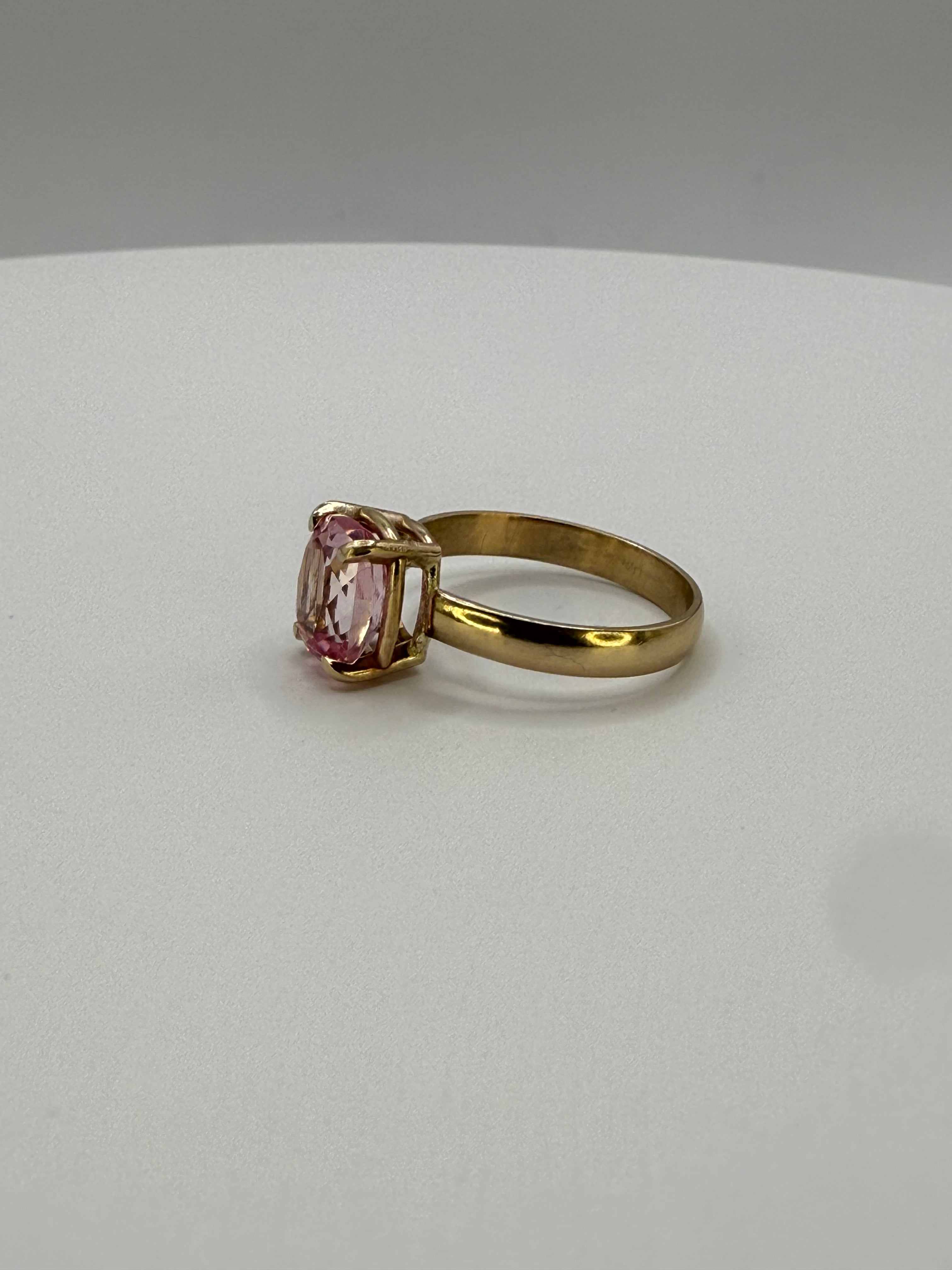 14k Yellow Gold Ceylon Peach Sapphire Ring