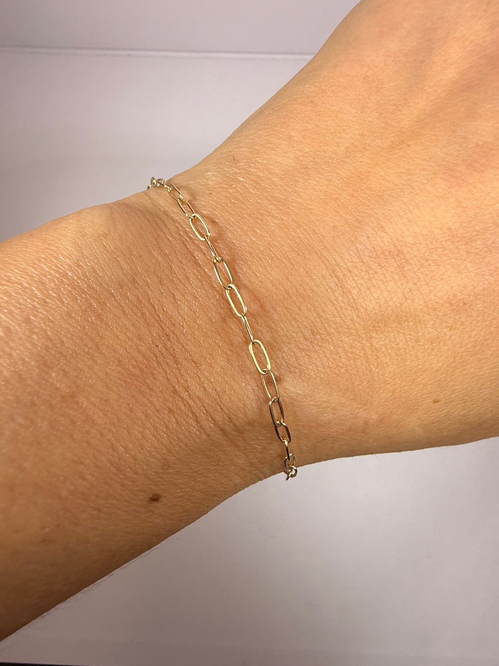 10k Yellow Gold Paperclip Chain Bracelet (7 Inch, 2.1mm)