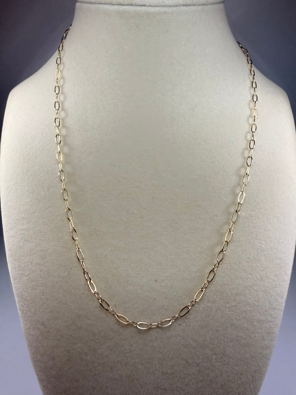 10k Yellow Gold Paperclip Chain Necklace (18 Inch, 2.1mm)