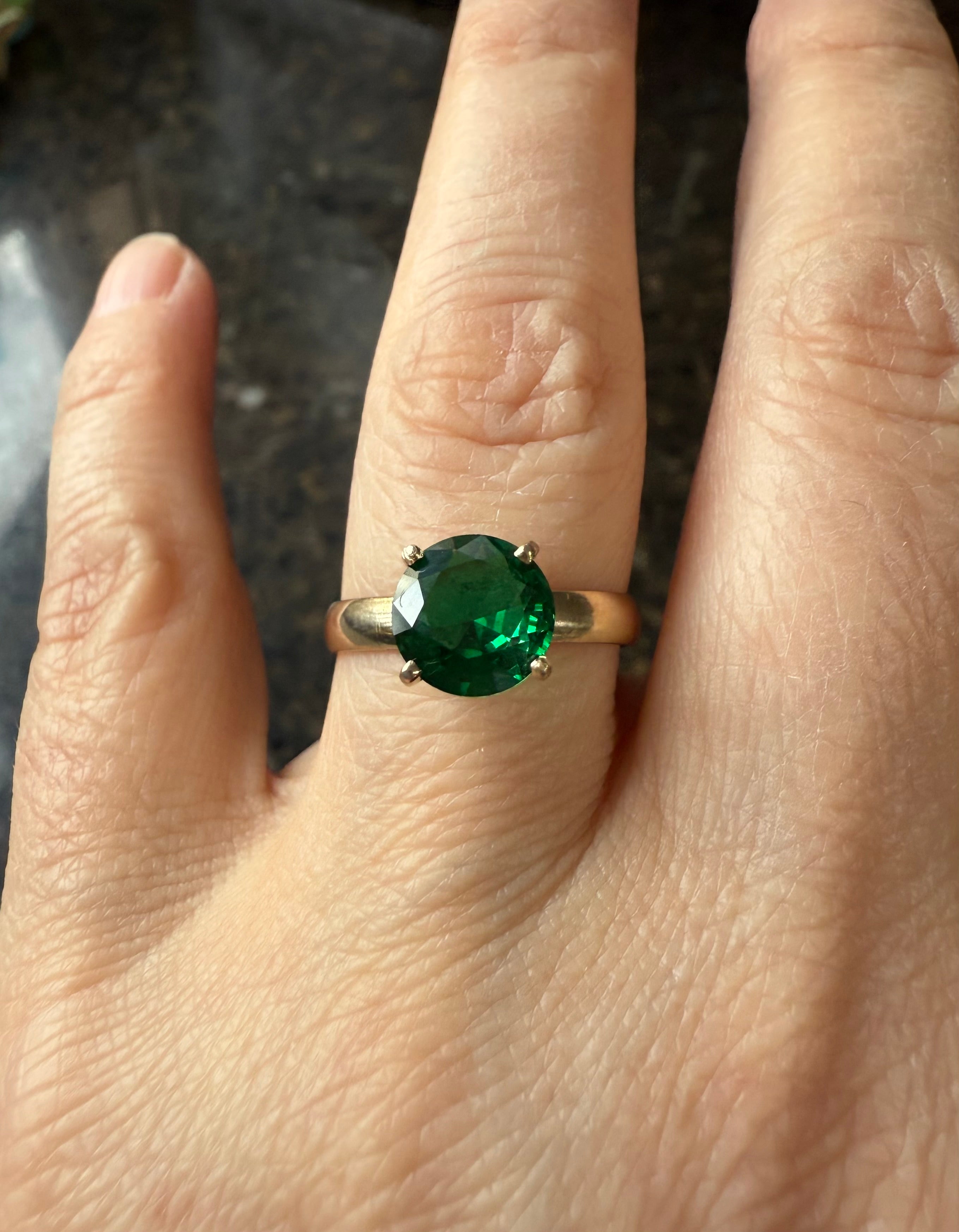 14k Yellow Gold Natural Emerald Ring