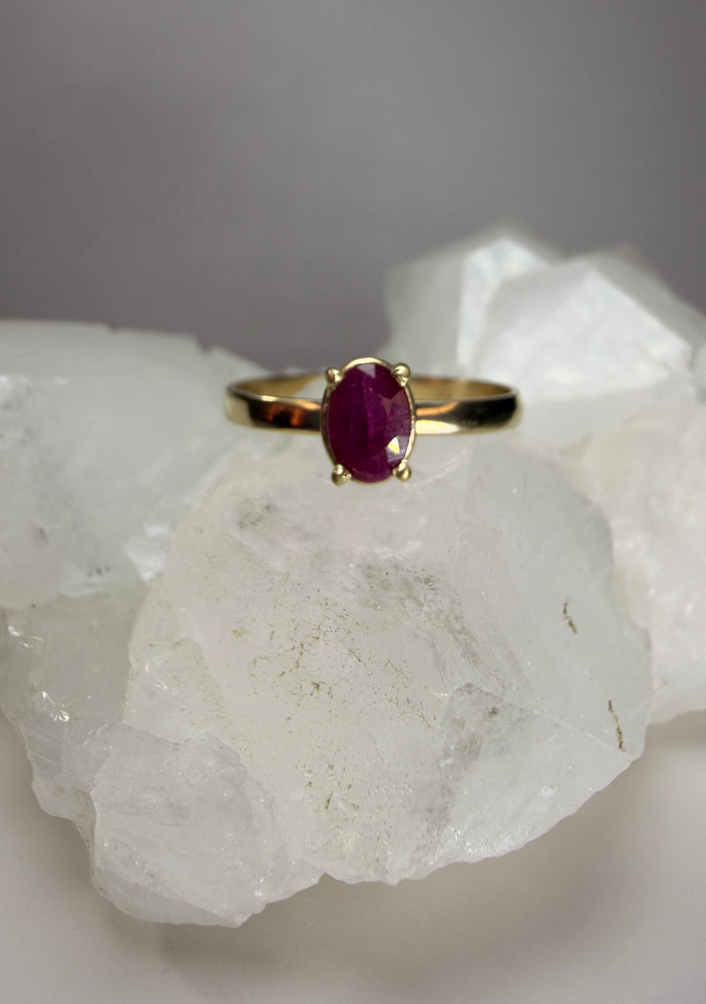 14k Yellow Gold Natural Oval Ruby Ring