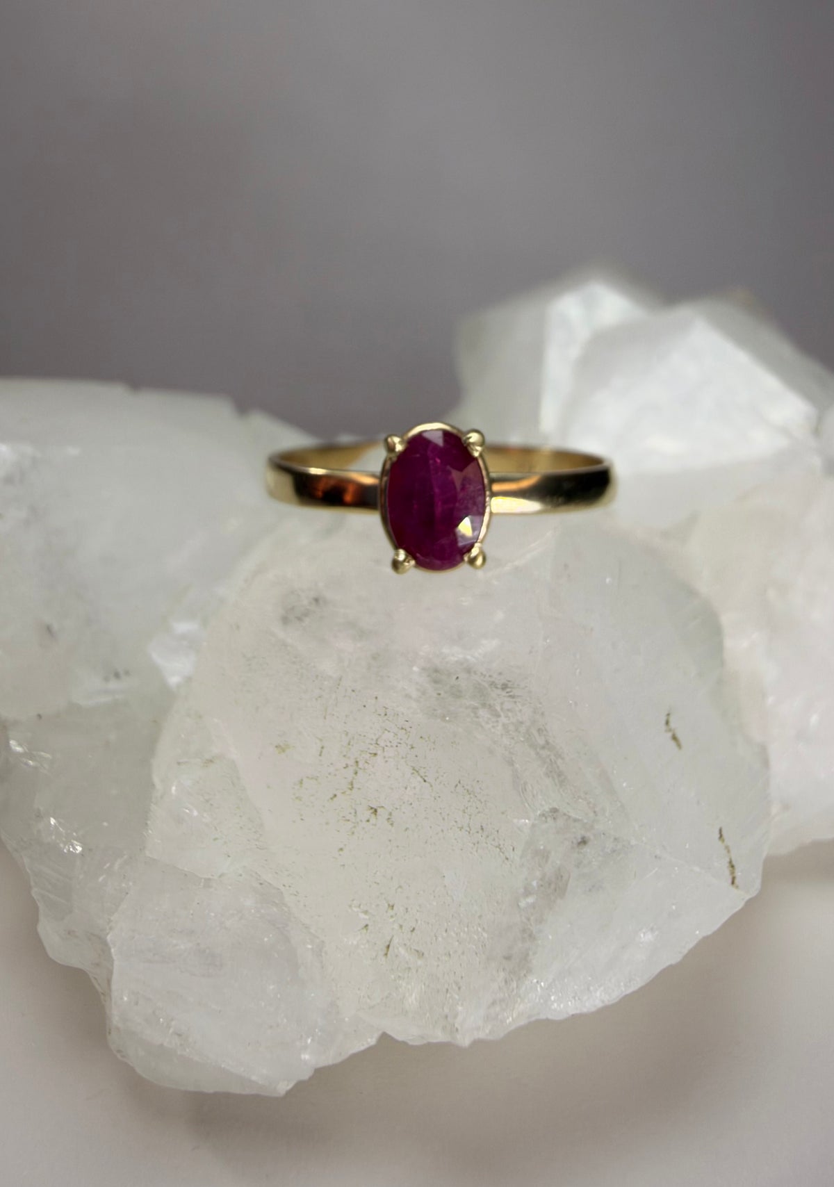 14k Yellow Gold Natural Oval Ruby Ring