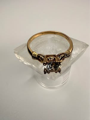 14k Yellow Gold 1ct Zircon Ring