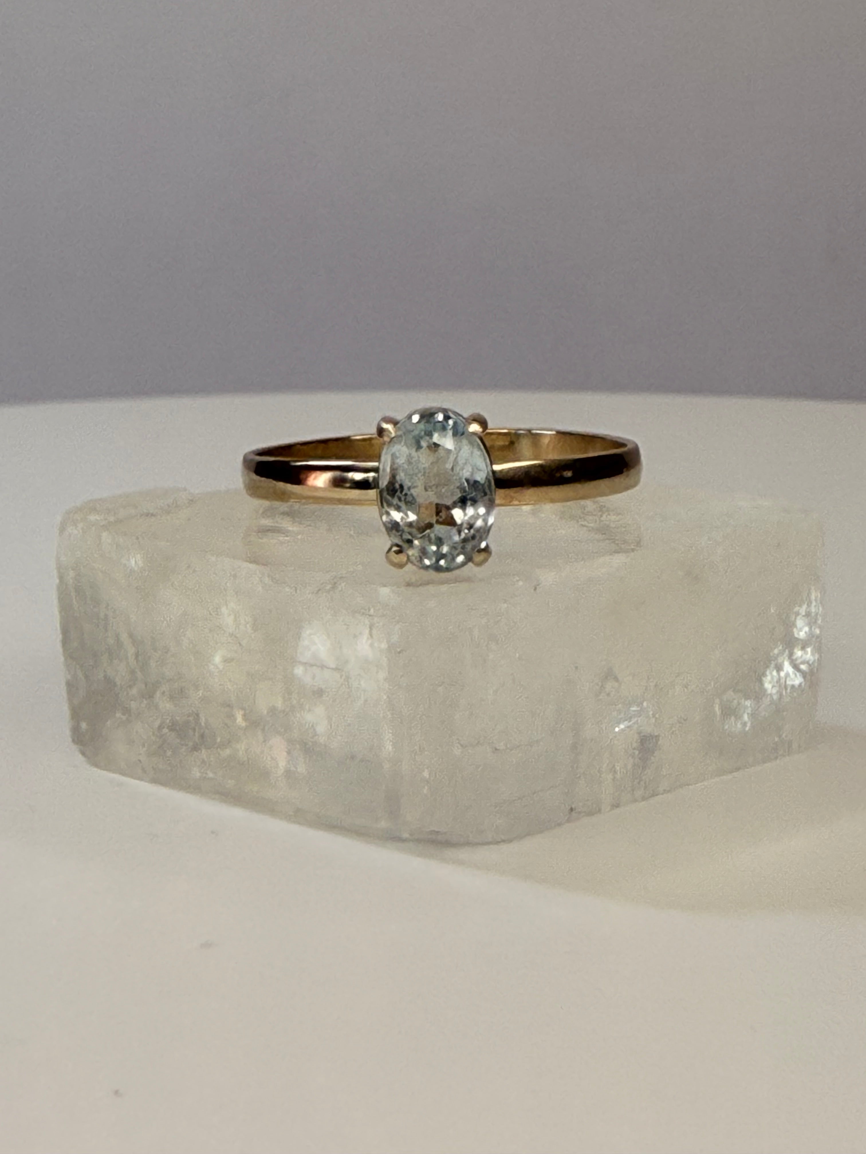 14k Yellow Gold Natural Aquamarine Ring
