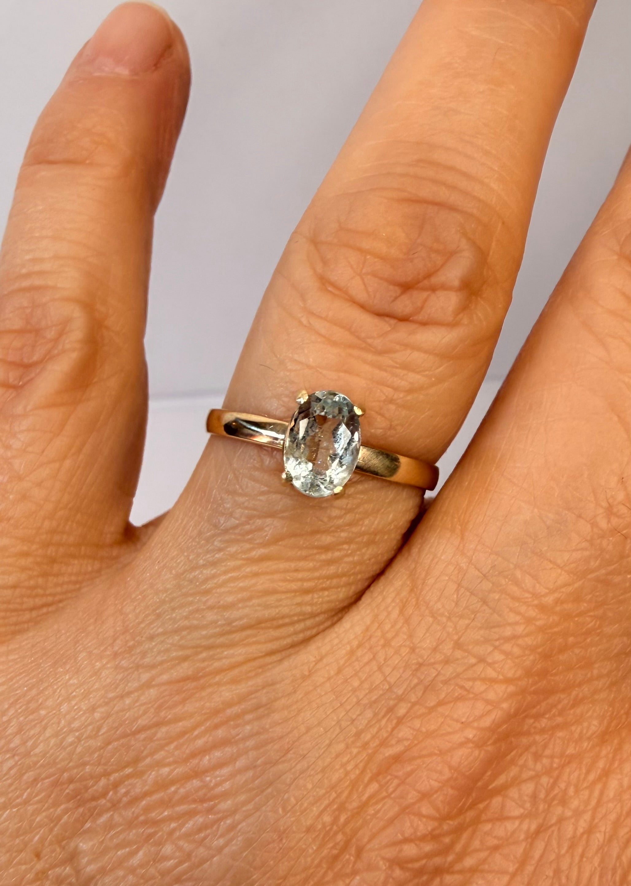 14k Yellow Gold Natural Aquamarine Ring