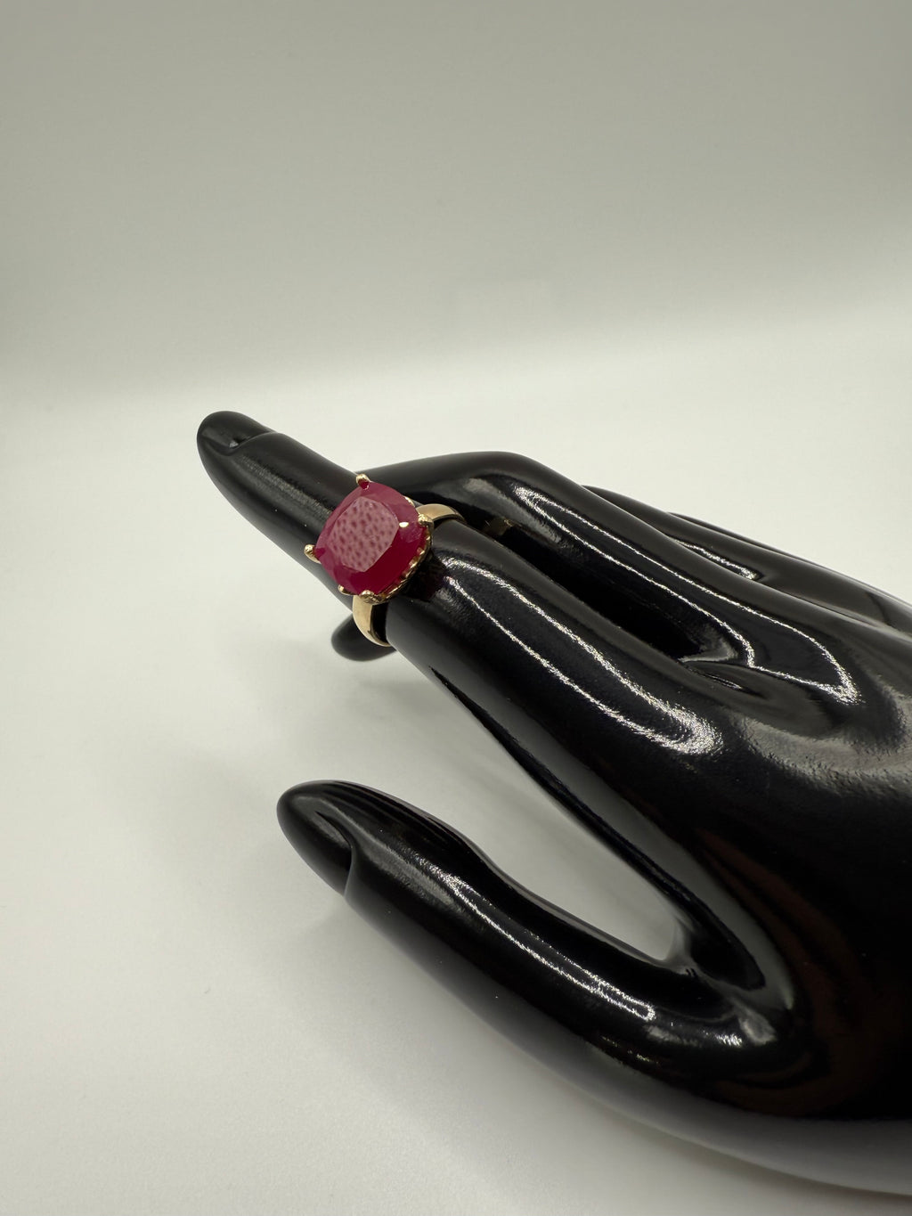 14k Yellow Gold 6ct Natural Ruby Ring