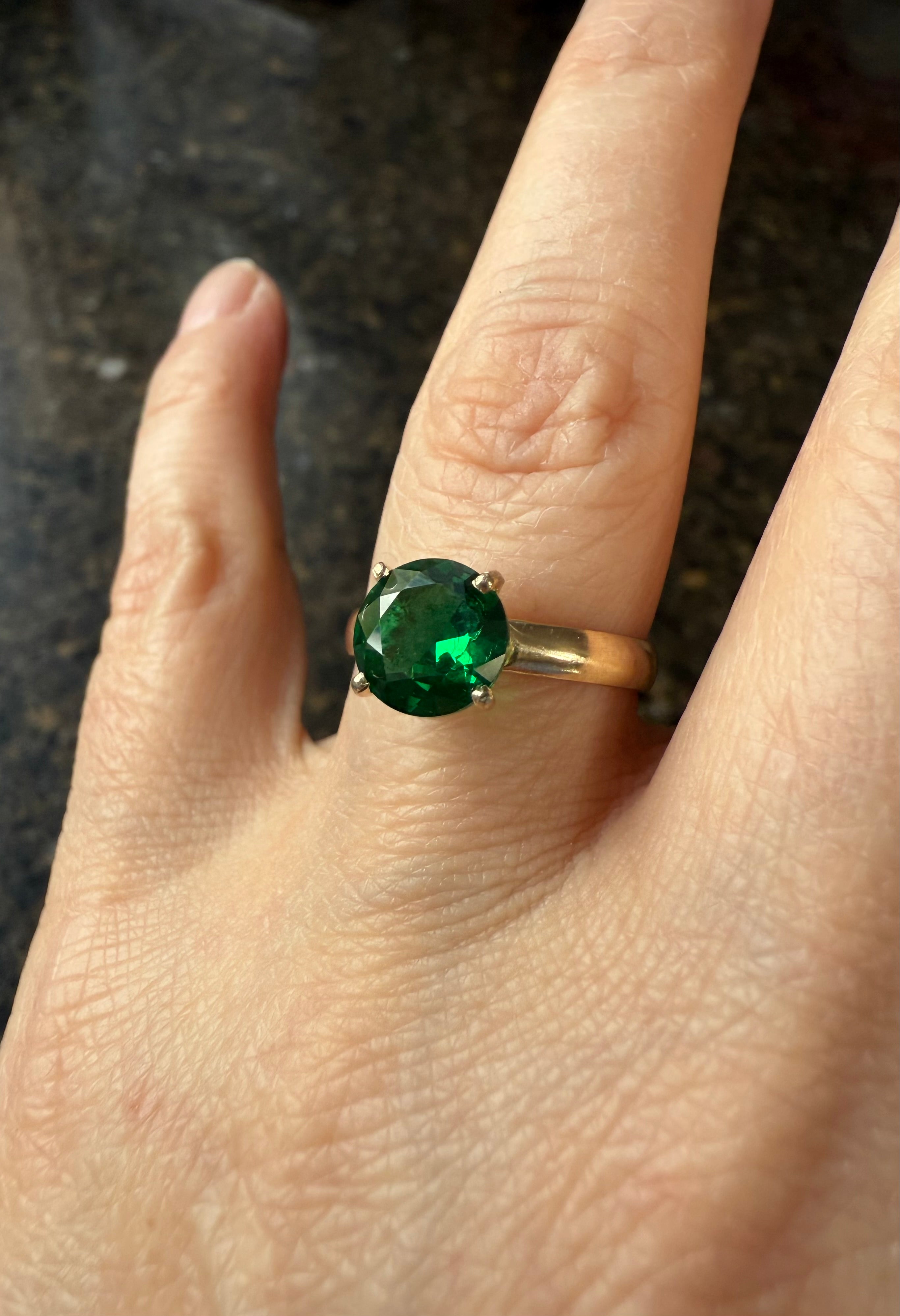 14k Yellow Gold Natural Emerald Ring