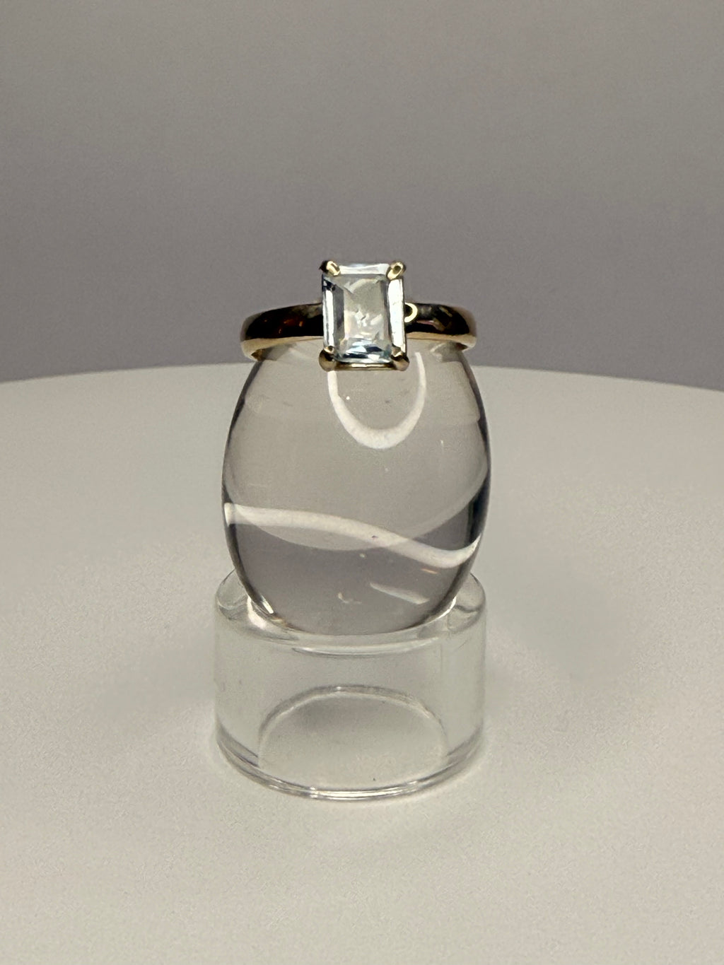 14k Yellow Gold Natural Aquamarine Ring Size 7