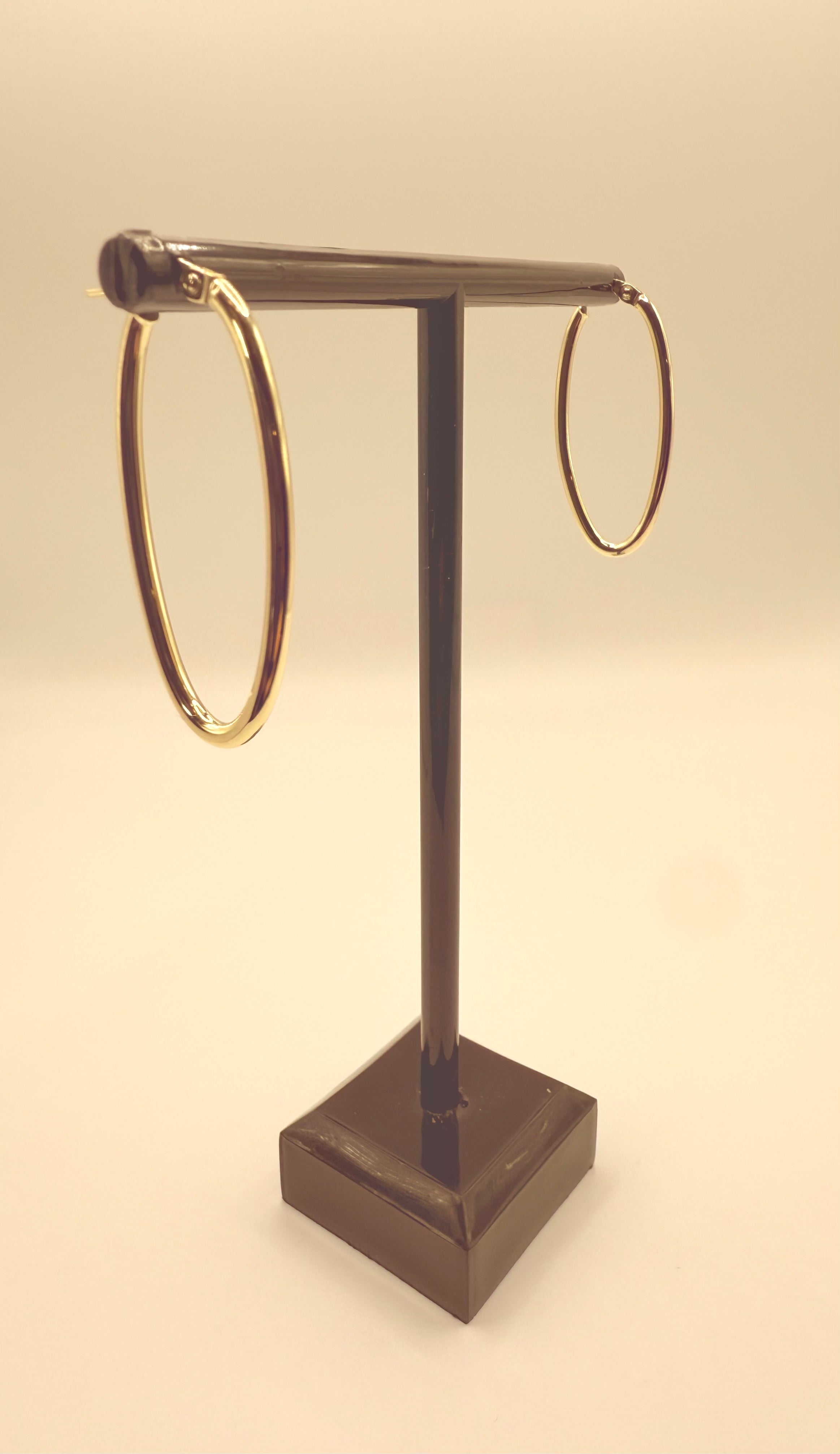 14K Yellow Gold Elongated Oval Tube 35mm Hoop Earrings