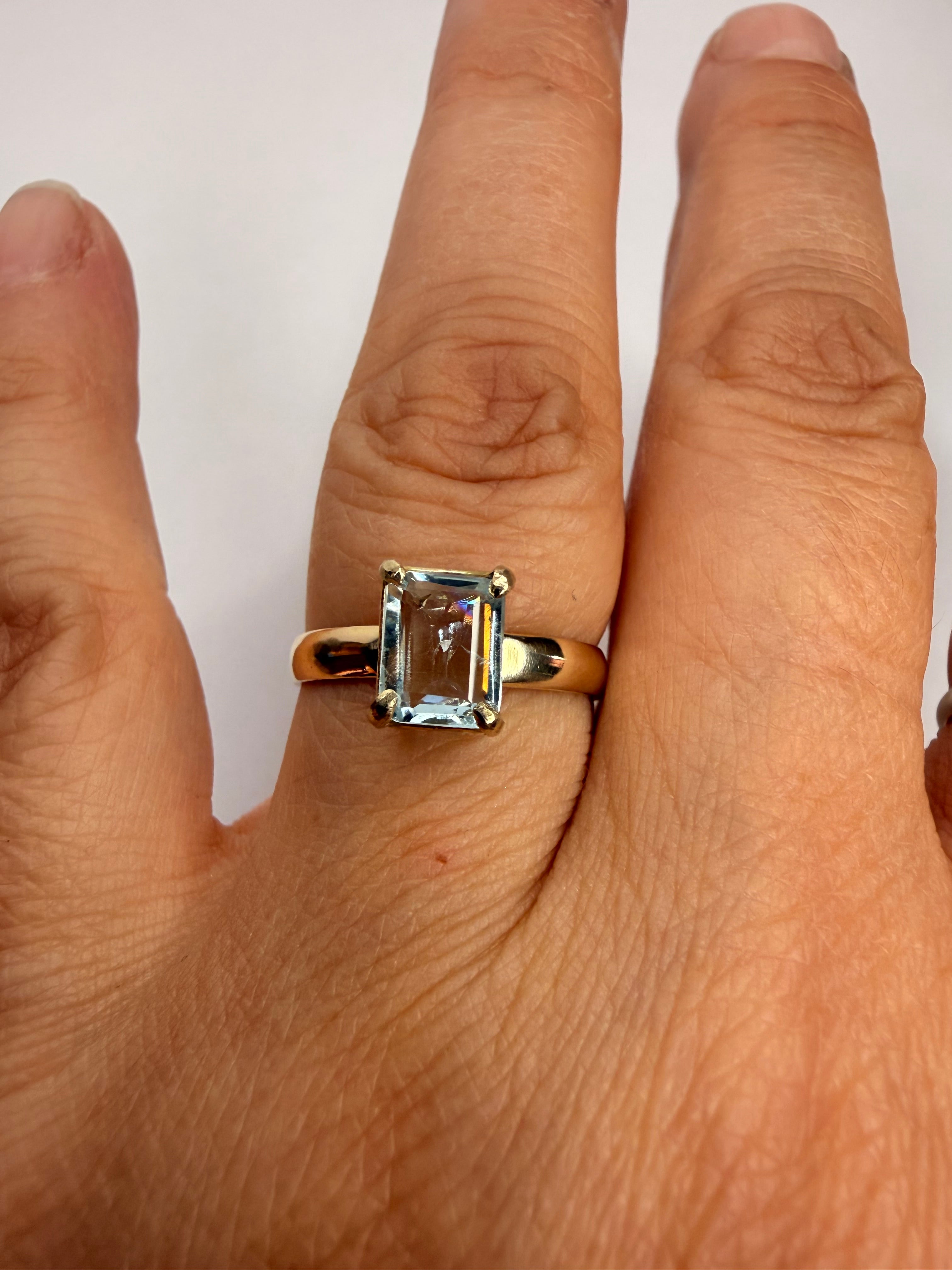 14k Yellow Gold Natural Aquamarine Ring Size 7
