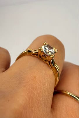 14k Yellow Gold 1ct Zircon Ring