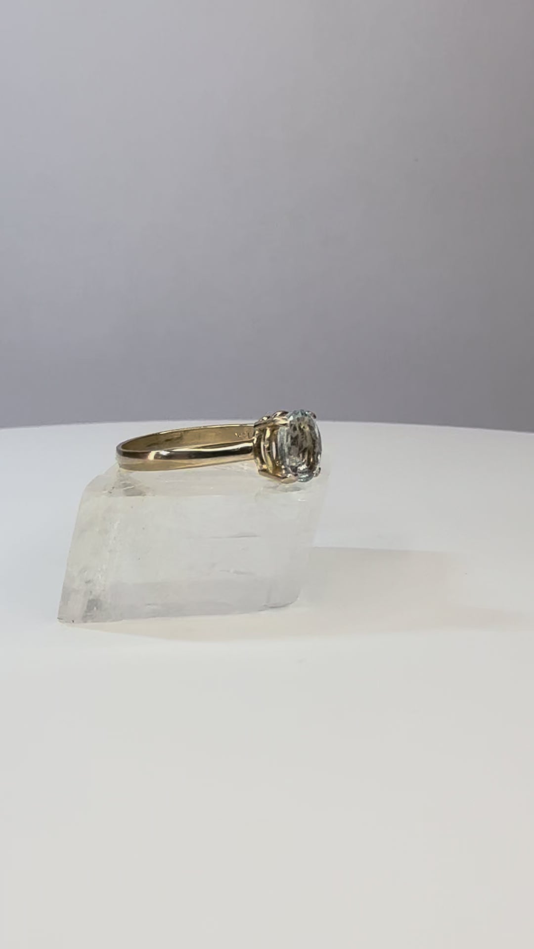 14k Yellow Gold Natural Aquamarine Ring