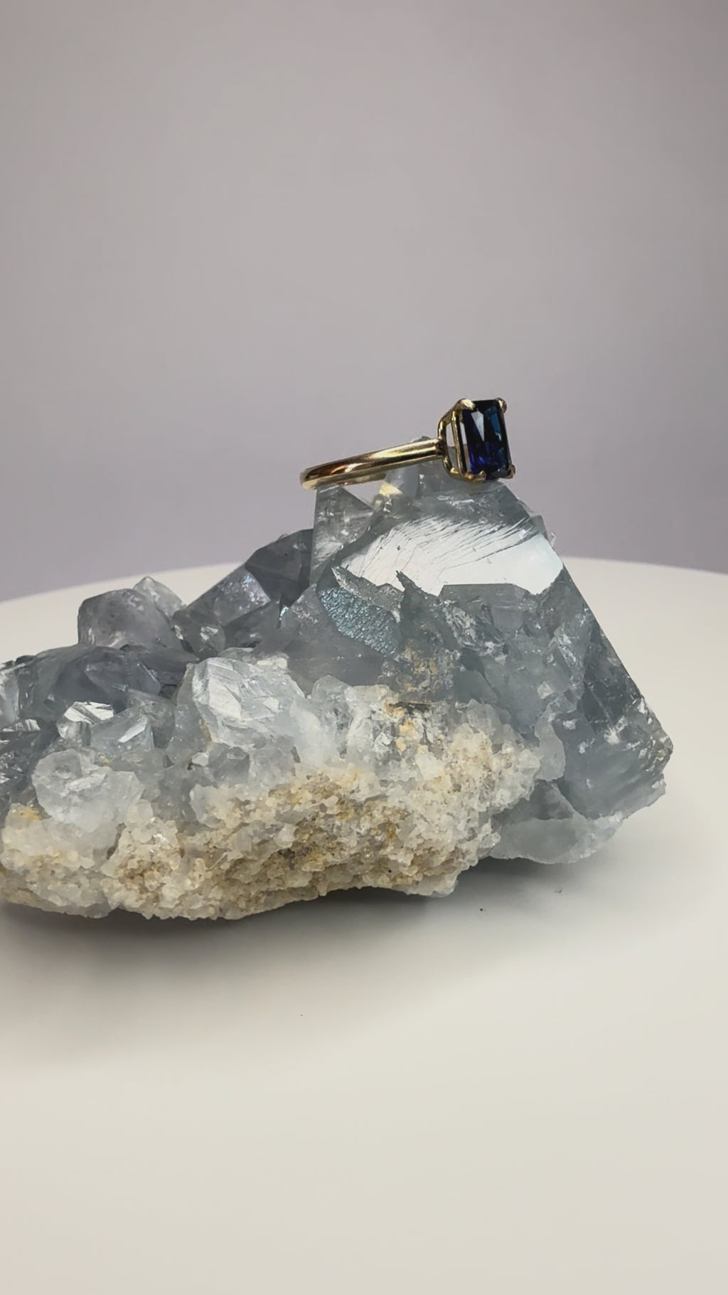 14k Yellow Gold Natural Sapphire Ring