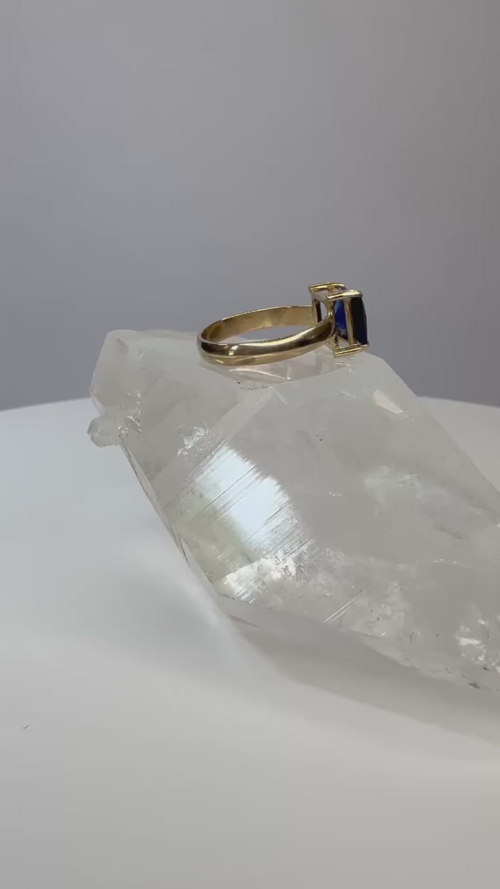 14k Yellow Gold Natural Princess Cut Sapphire Ring