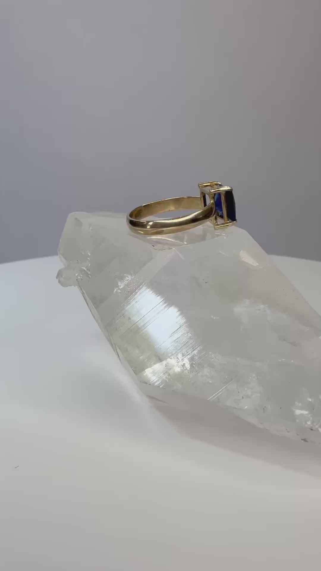 14k Yellow Gold Natural Princess Cut Sapphire Ring