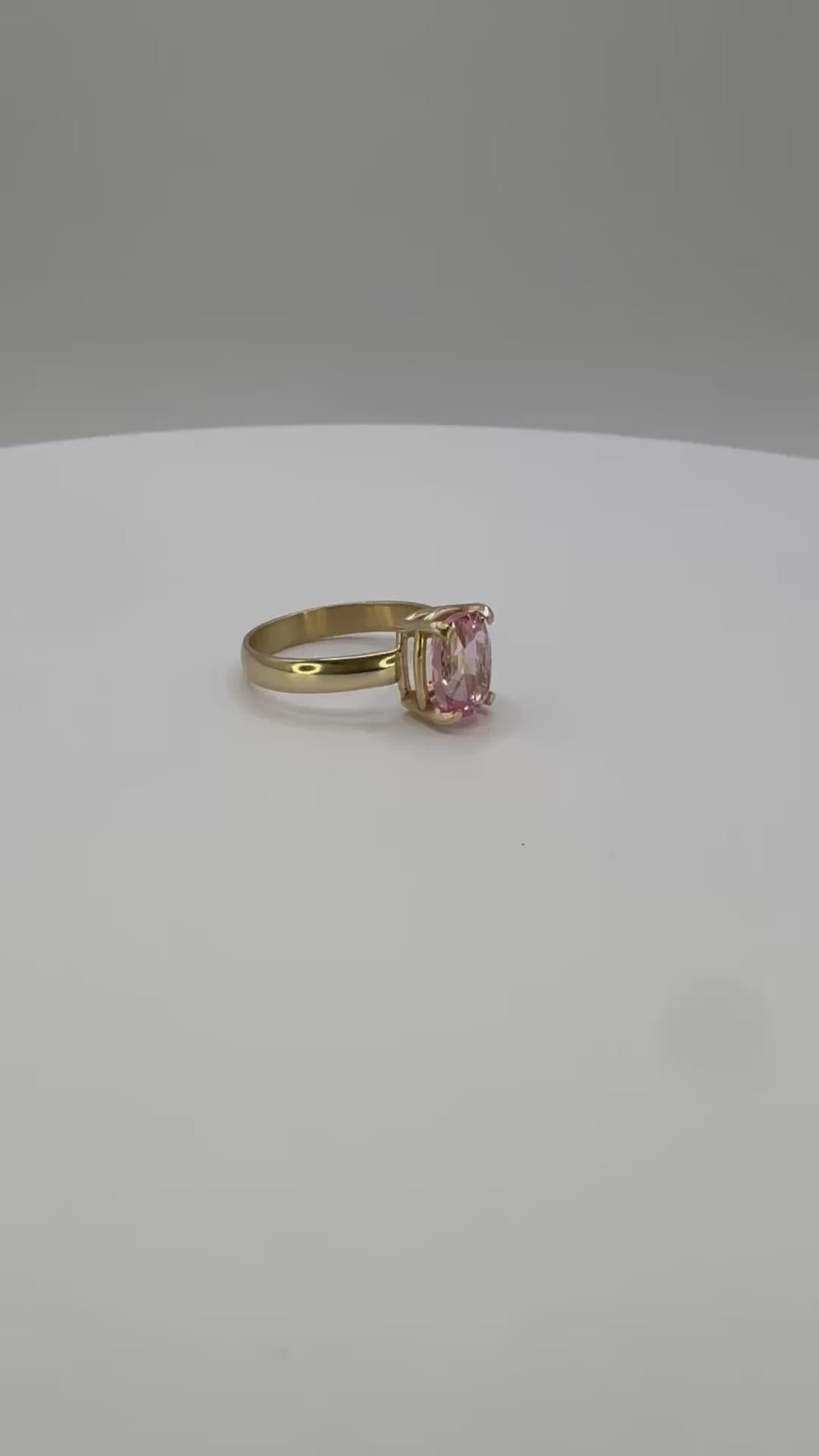14k Yellow Gold Ceylon Peach Sapphire Ring