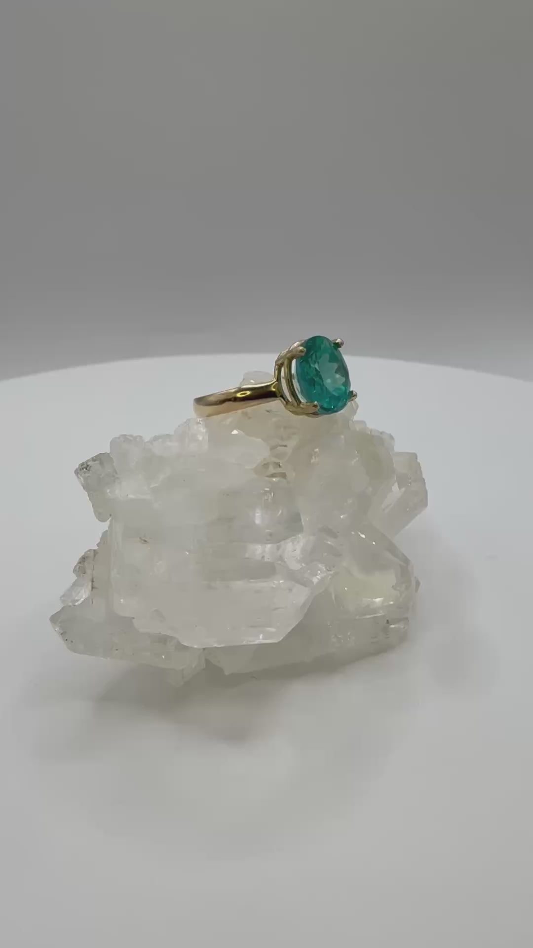 14k Yellow Gold Natural Bi-Colored Blue/Green Sapphire Ring